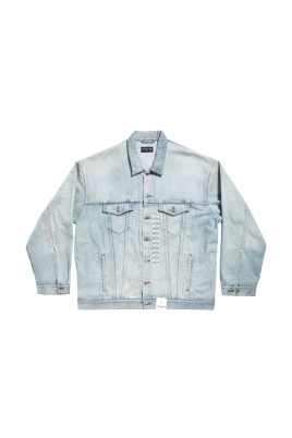 Jeansjacka med storleksdekalmönster