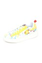 chaussure-blanc-jaune-modele-4461158