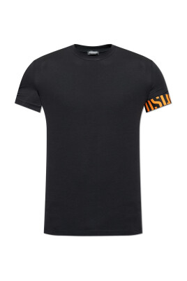 t-shirt-de-style-lingerie-avec-encolure-ronde
