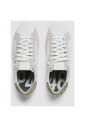 sneakers-blanches-en-cuir-avec-details-en-daim