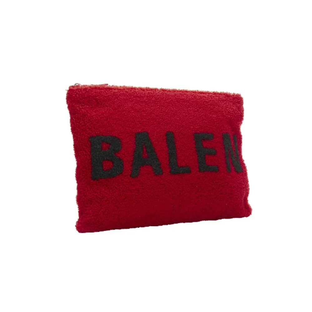 Balenciaga Fabric clutches Red Dames