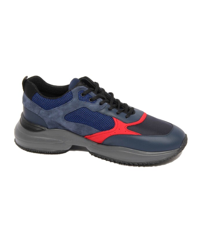chaussures-en-cuir-tissu-interaction-avec-memory-foam