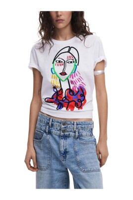 white-print-short-sleeve-t-shirt