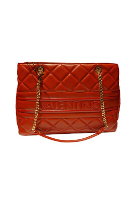 red-femme-shoulder-bag-with-chain-handles