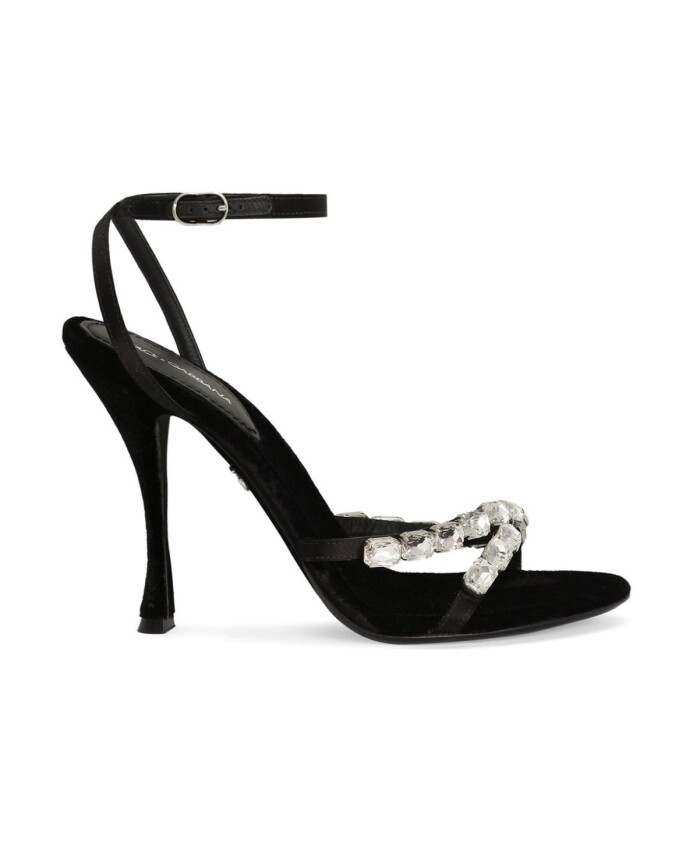 black-sandals-for-women