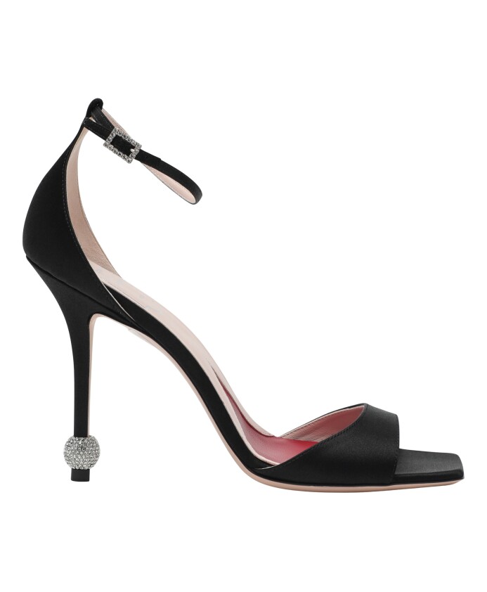 high-heel-pumps