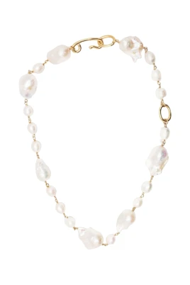 Pärlförsett halsband