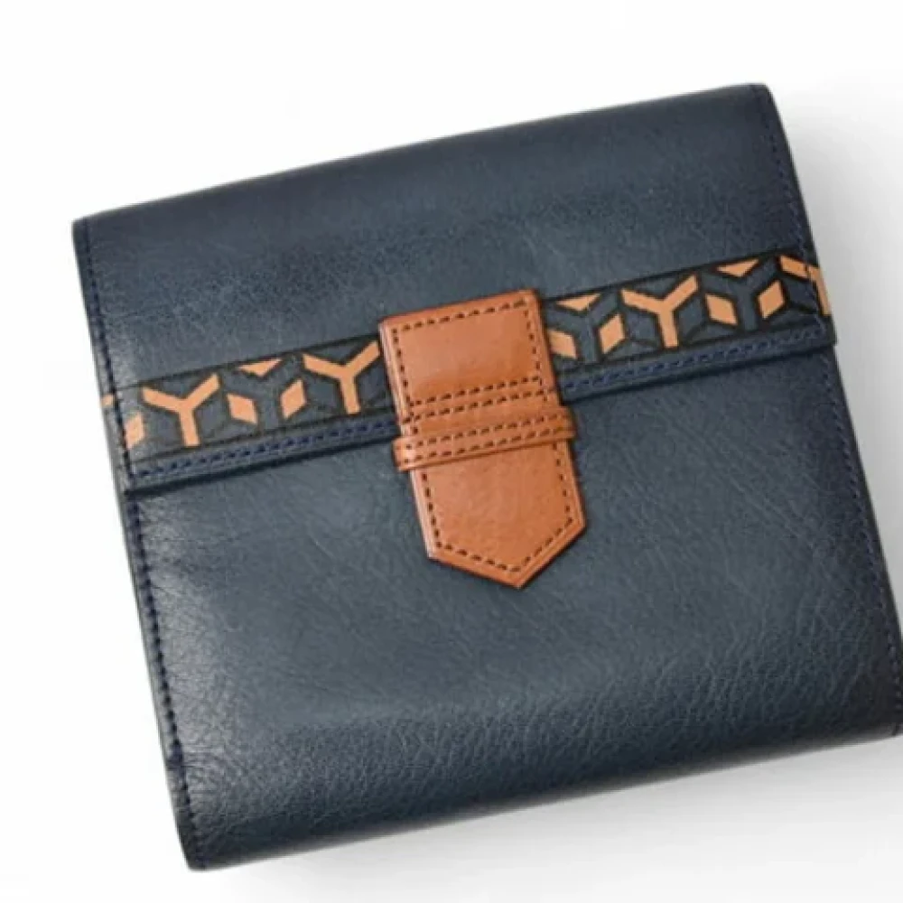 Yves Saint Laurent Vintage Pre-owned Leather wallets Blue Dames