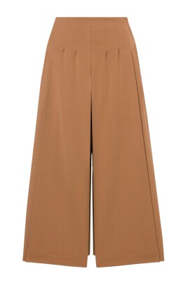 beige-tailored-trousers-aw23