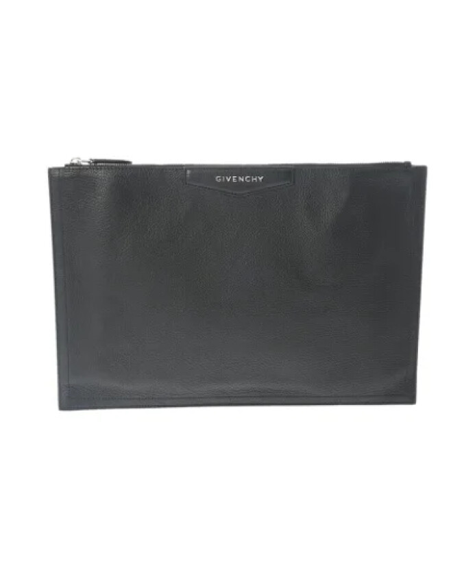 pre-owned-cuir-pochettes-minaudieres