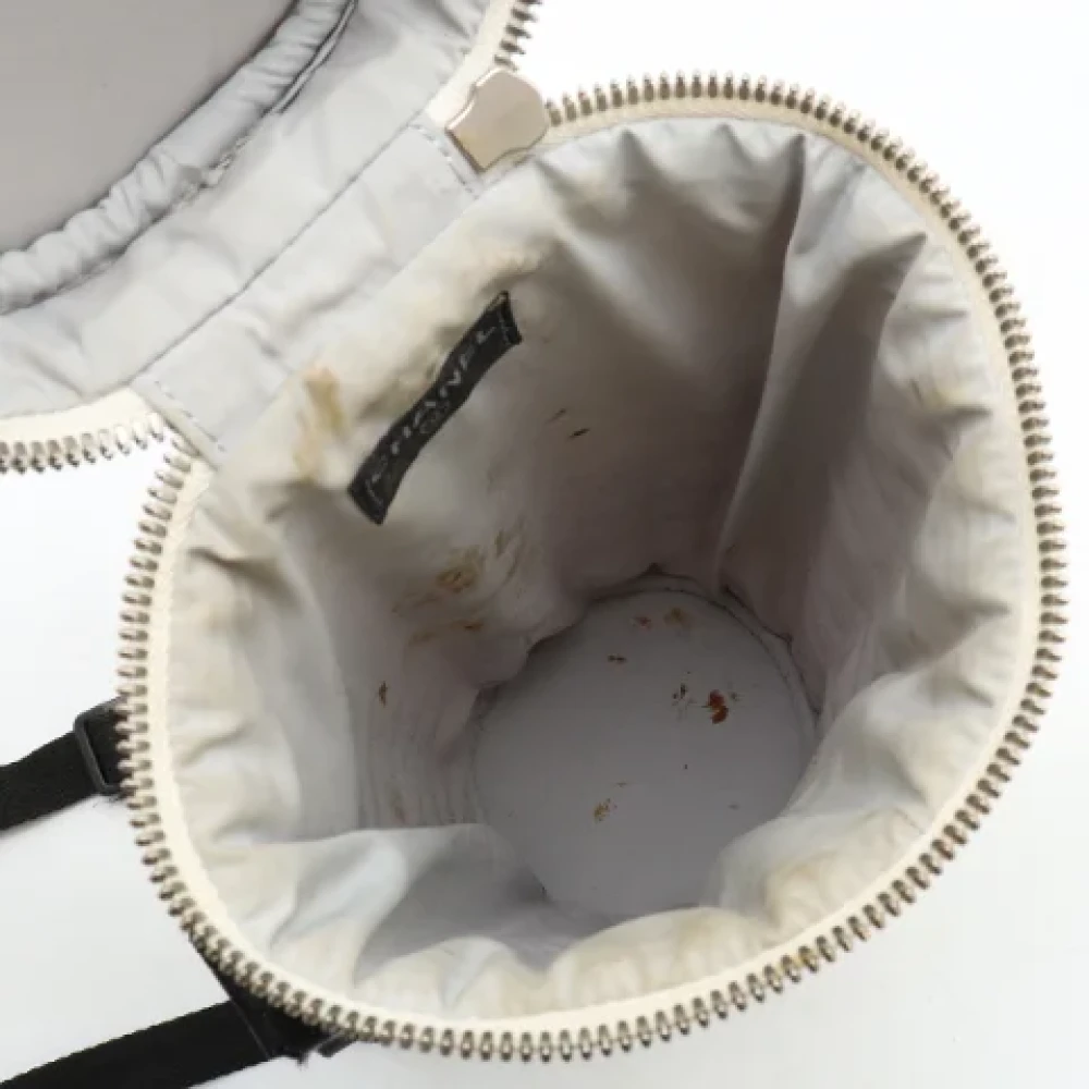 Chanel Vintage Pre-owned Nylon crossbody-bags White Dames