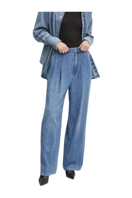 Plisserade jeans