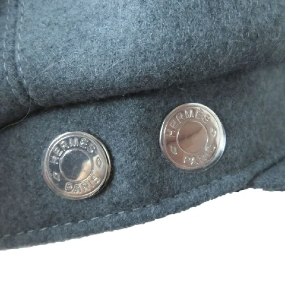 Hermès Vintage Pre-owned Fabric hats Gray Dames