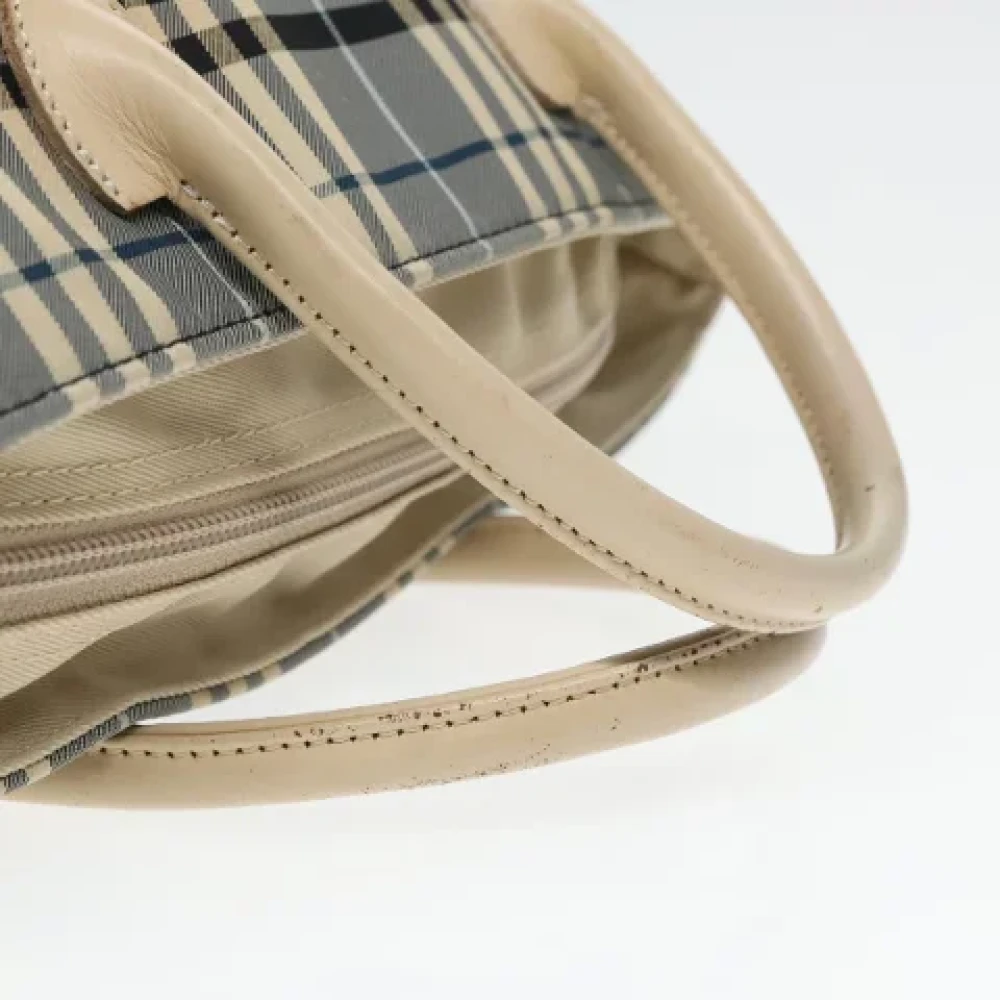 Burberry Vintage Pre-owned Nylon handbags Blue Dames