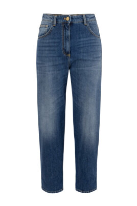 high-waisted-boyfriend-jeans-with-turn-up