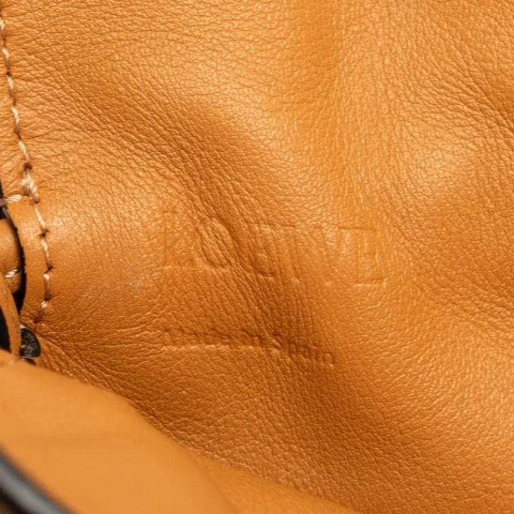Loewe Pre-owned Leather shoulder-bags Brown Dames
