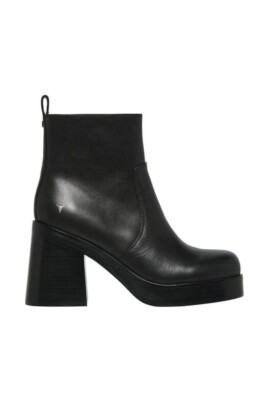 black-leather-ankle-boots