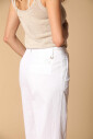 pantalon-chino-en-coton-et-lin-blanc