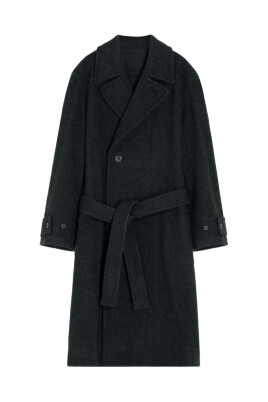 manteau-noir-a-double-boutonnage-avec-revers