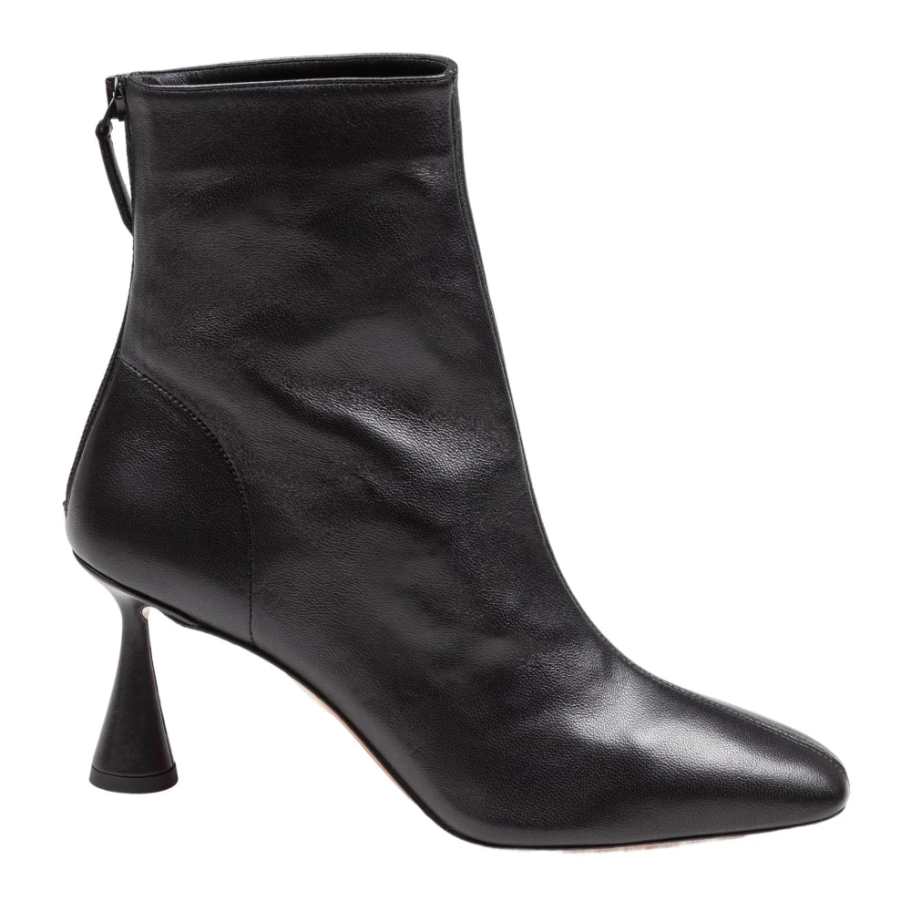 Aquazzura Zwarte enkellaarsjes met puntige neus