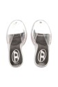sandales-plateformes-argentees-a-bout-ouvert
