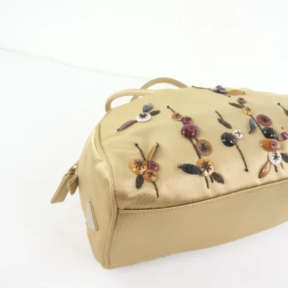 Prada Vintage Pre-owned Fabric handbags Beige Dames