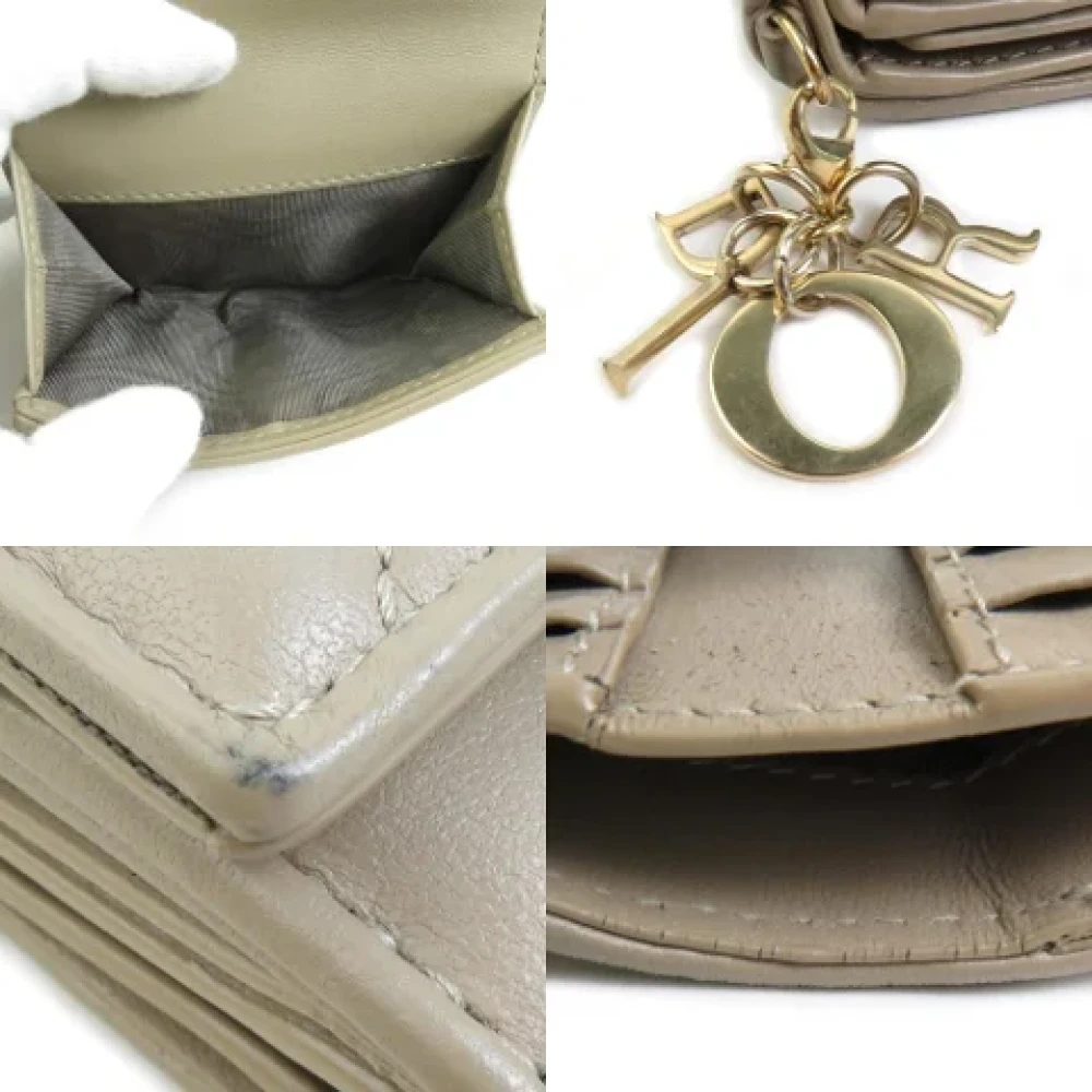 Dior Vintage Pre-owned Leather wallets Beige Dames
