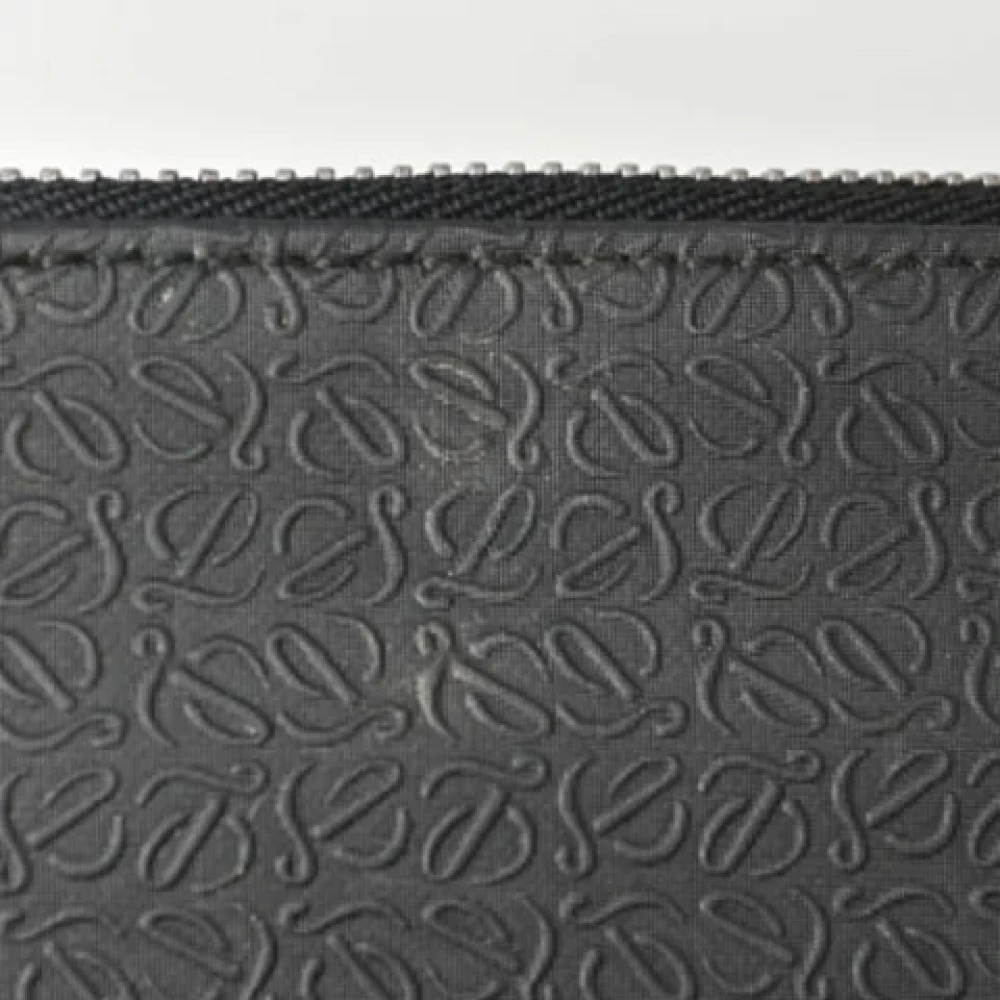 Loewe Pre-owned Canvas shoulder-bags Black Dames