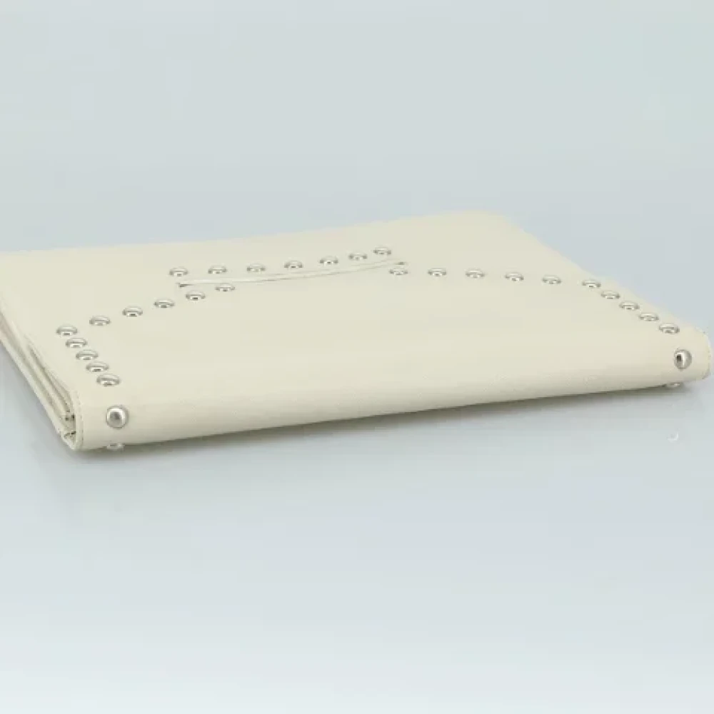Saint Laurent Vintage Pre-owned Leather clutches Beige Dames