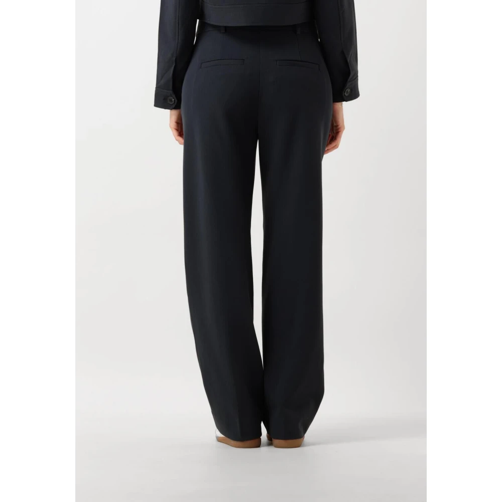 Second Female Navy Blauwe Broek voor Stijlvolle Vrouwen Second Dames Blue Dames