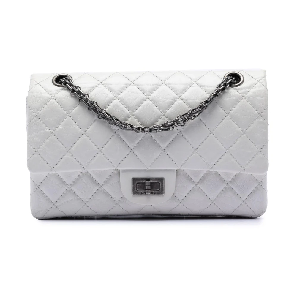 Chanel Vintage Women's White Pre-Owned Vintage Quilted Shoulder Bag With Chain Strap