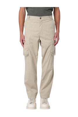 pantalon-cargo-utilitaire-avec-plusieurs-poches