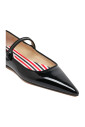black-pointed-flat-shoes