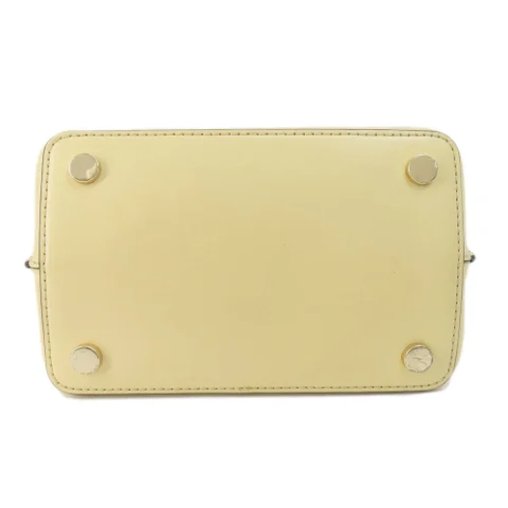 Michael Kors Pre-owned Leather shoulder-bags Beige Dames