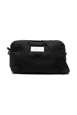 sac-banane-en-cuir-noir-avec-logo