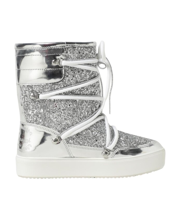 bottes-de-neige-argentees-a-paillettes
