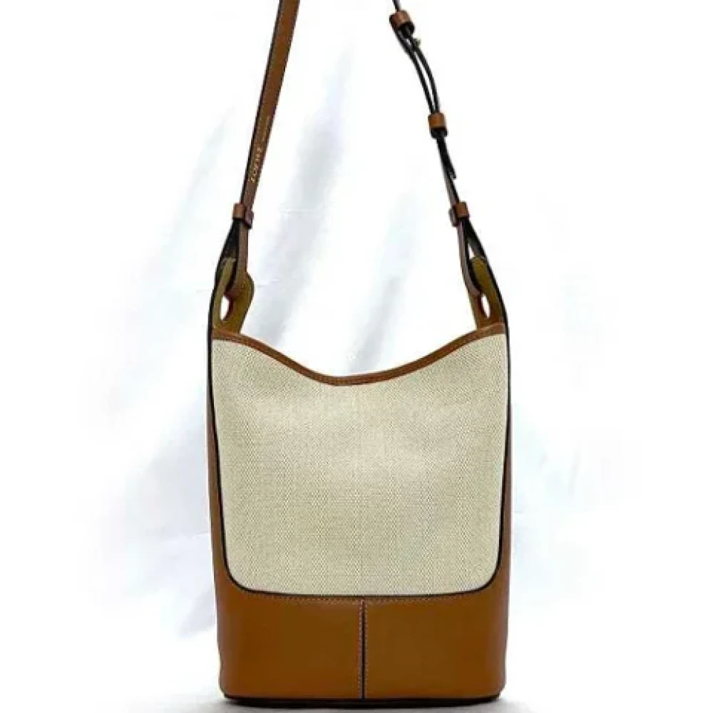 Loewe Pre-owned Leather shoulder-bags Beige Dames