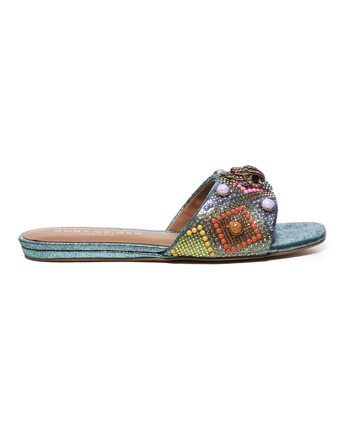 sandales-rouges-avec-motif-diamant
