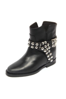vintage-effect-boots-with-removable-strap