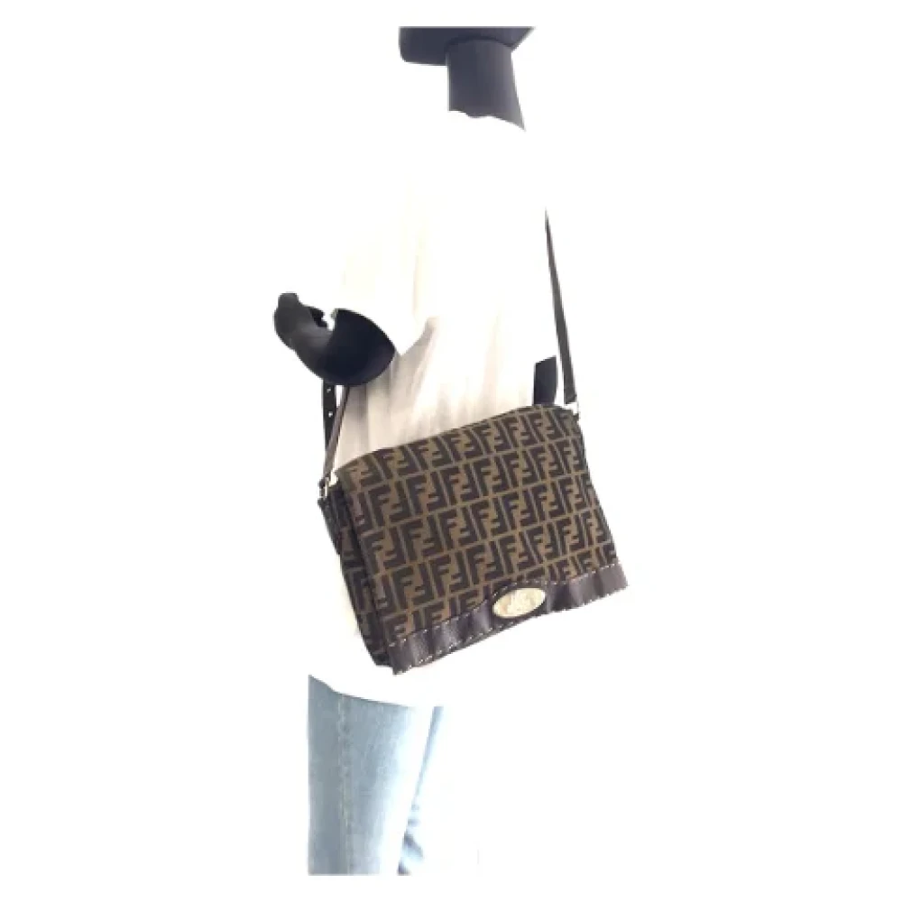 Fendi Vintage Pre-owned Canvas shoulder-bags Brown Dames