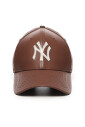 brown-logo-curved-visor-cap