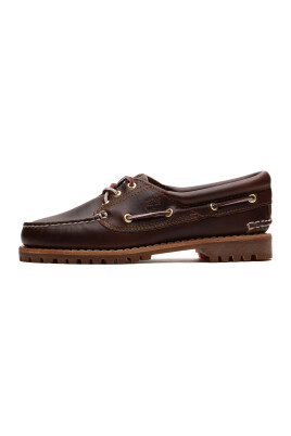 chaussure-bateau-classique-marron-cuir