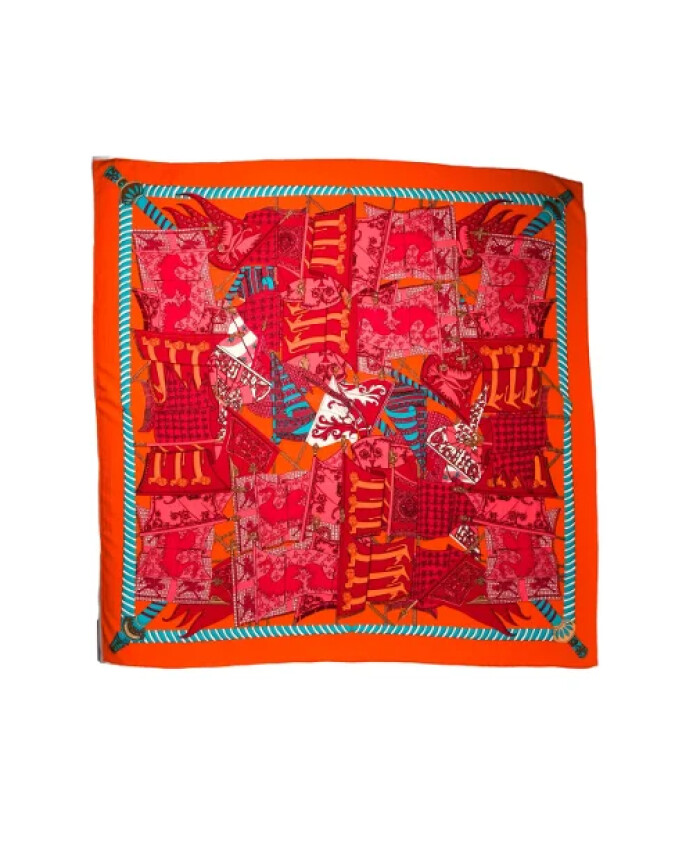 pre-owned-soie-foulards