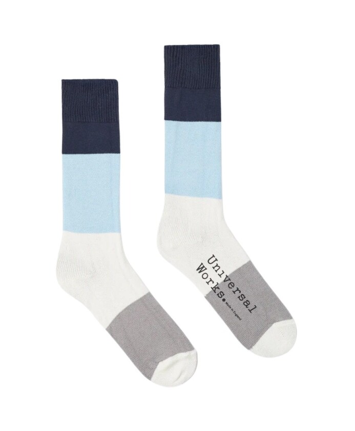 chaussettes-a-rayures-pour-un-look-audacieux