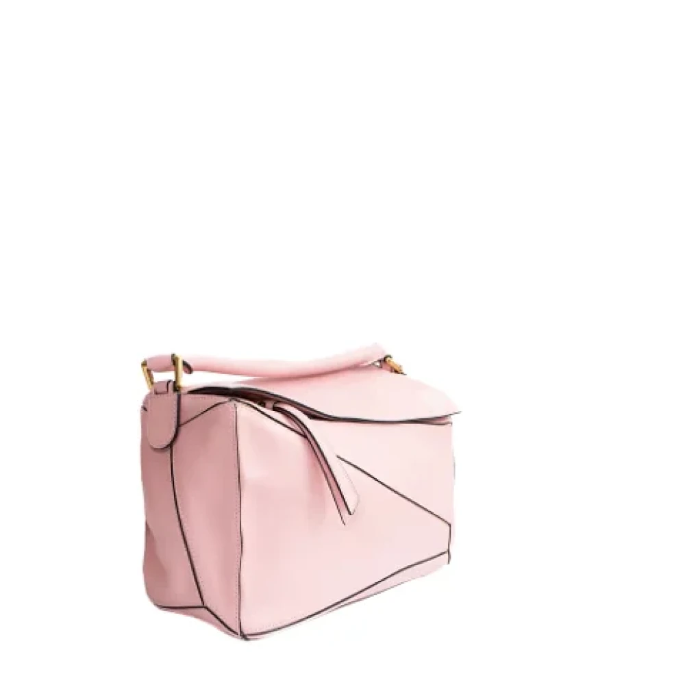 Loewe Pre-owned Leather shoulder-bags Pink Dames
