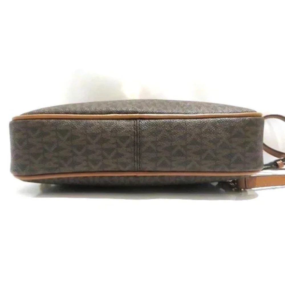 Michael Kors Pre-owned Fabric shoulder-bags Brown Dames