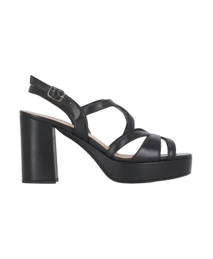 zwarte-leren-sandalen-met-hak