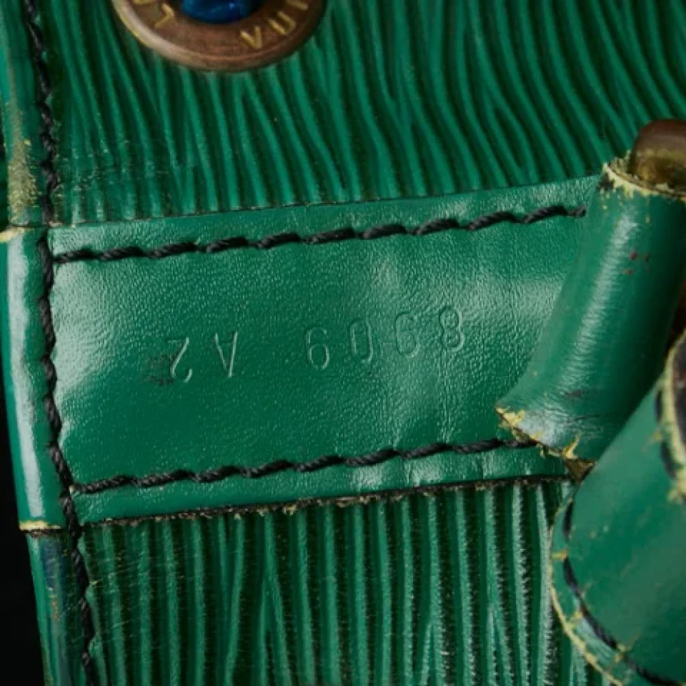 Louis Vuitton Vintage Pre-owned Leather shoulder-bags Green Dames
