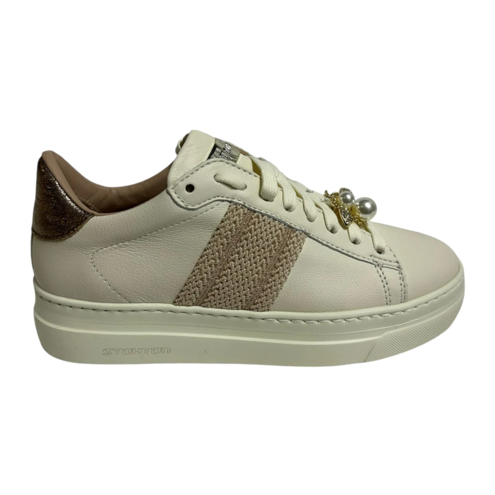 Stokton Crème Leren Sneakers met Metalen Logo White Dames