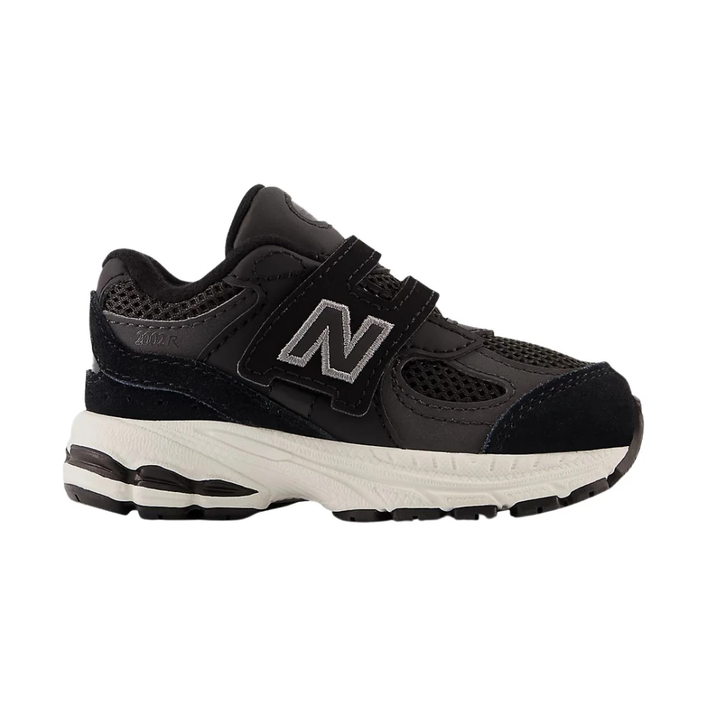 New Balance Unisex Kids Black Kids Sneakers, 22 1/2 Eu, Trainers